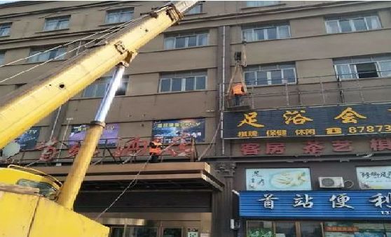 靖江安装较高的门店招牌有什么好的方法？